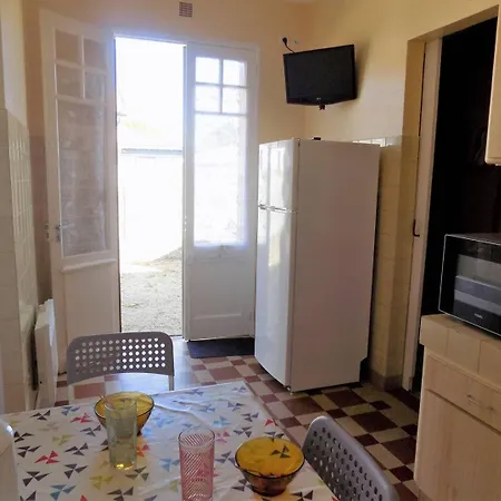 Palais Sur - En Rez De Chaussee Pour Sejour A Deux Apartment *